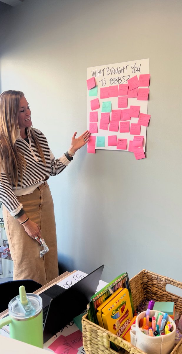 Tony Hollow tweet media