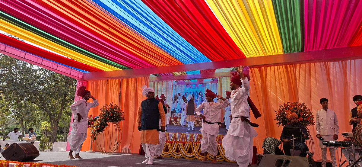 MCF_Faridabad's tweet image. Visitors at the Faridabad Flower Festival enjoyed vibrant cultural performances and admired a wide variety of beautiful flower species and floral displays.

A perfect blend of culture, nature, and community celebration.

#FaridabadFlowerFestival #MCF #CityInBloom 🌸