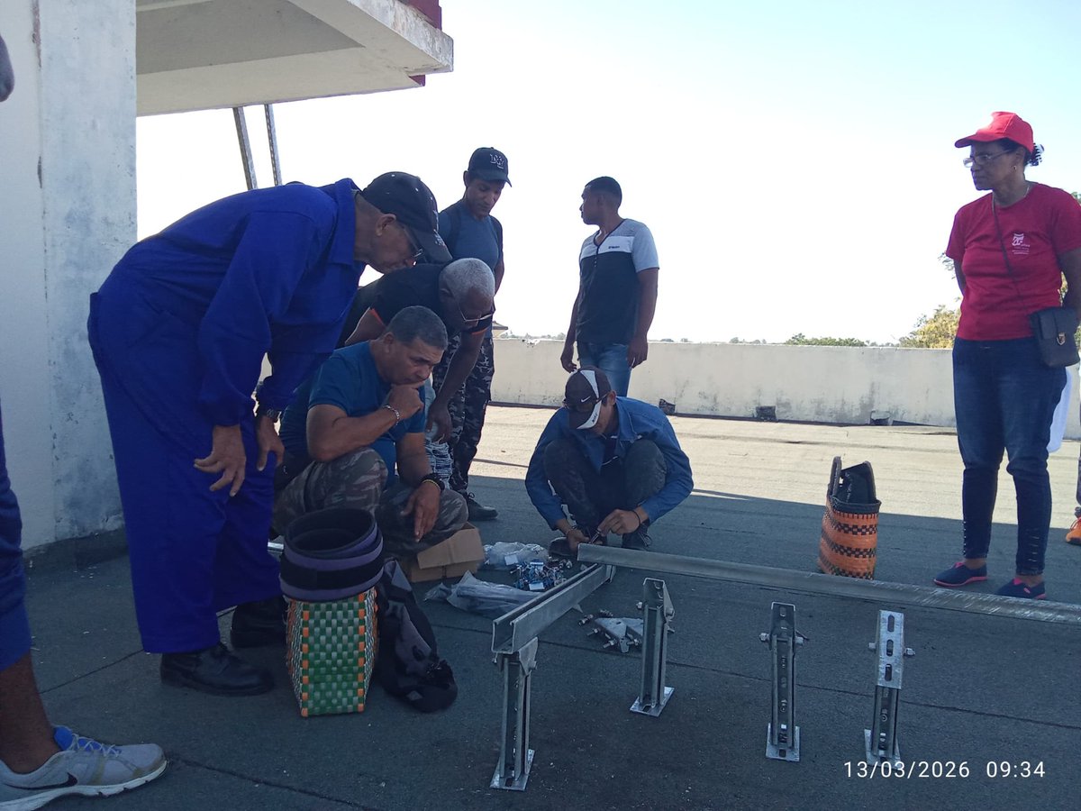 UG_Cuba's tweet photo. #UniversidadCubana 

¡Buenas noticias para la @UG_Cuba! 🎉👏🏻

🤝🏻🏛 Nos complace anunciar que, gracias al proyecto #FRELocal y su Programa de Apoyo a la Política de Energía de Cuba, se está instalando un sistema solar de 2.1 kW de potencia pico en nuestra institución 🌞 https://t.co/kLEOcaUpzU