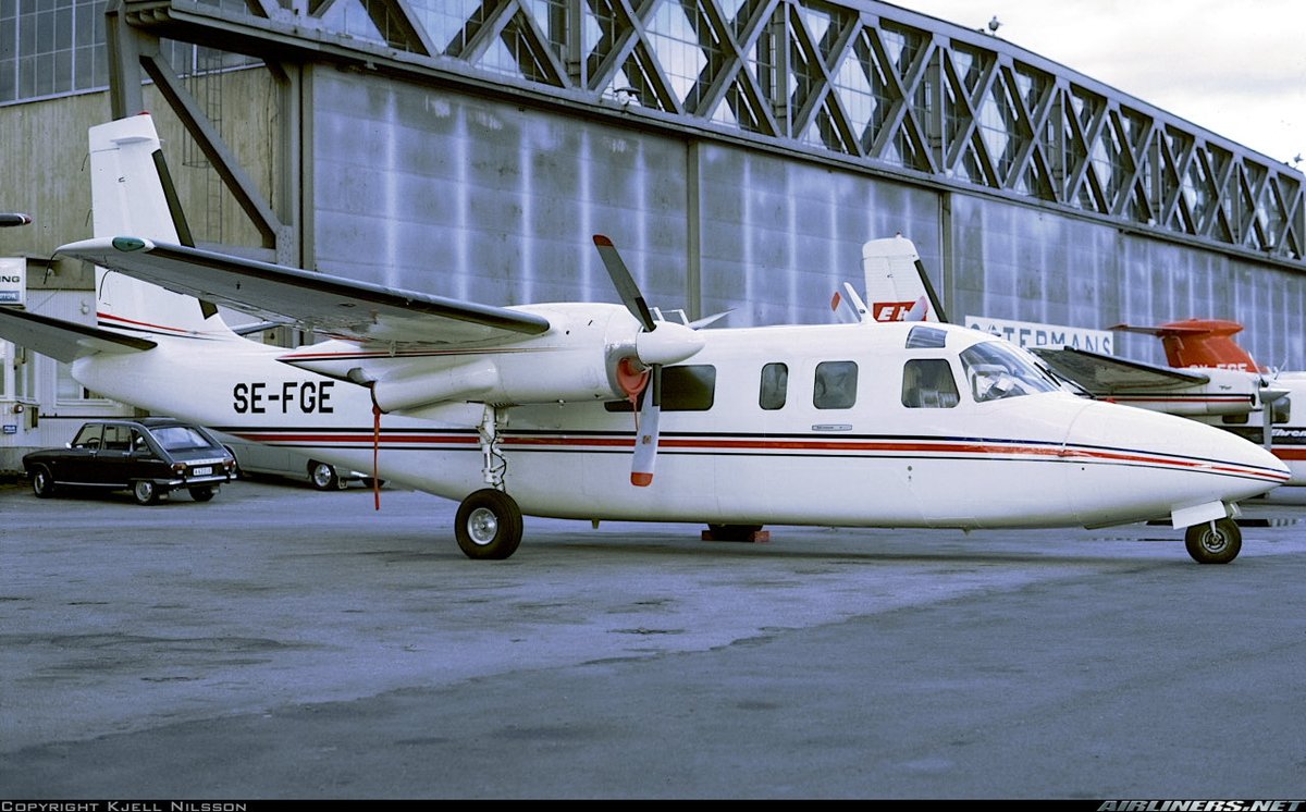 n194at's tweet photo. Ehrenström Flyg
Aero Commander 681 Hawk Commander
Reg: SE-FGE
BMA/ESSB Bromma Stockholm Airport
September 12, 1972
Photo credit Kjell Nilsson
Crashed during unauthorized manouvers, near Mestersvig, Greenland, Jul 23, 1973
#AvGeek #Aviation #AvGeeks #BMA #Stockholm #AeroCommander https://t.co/tVZ3BOajfk