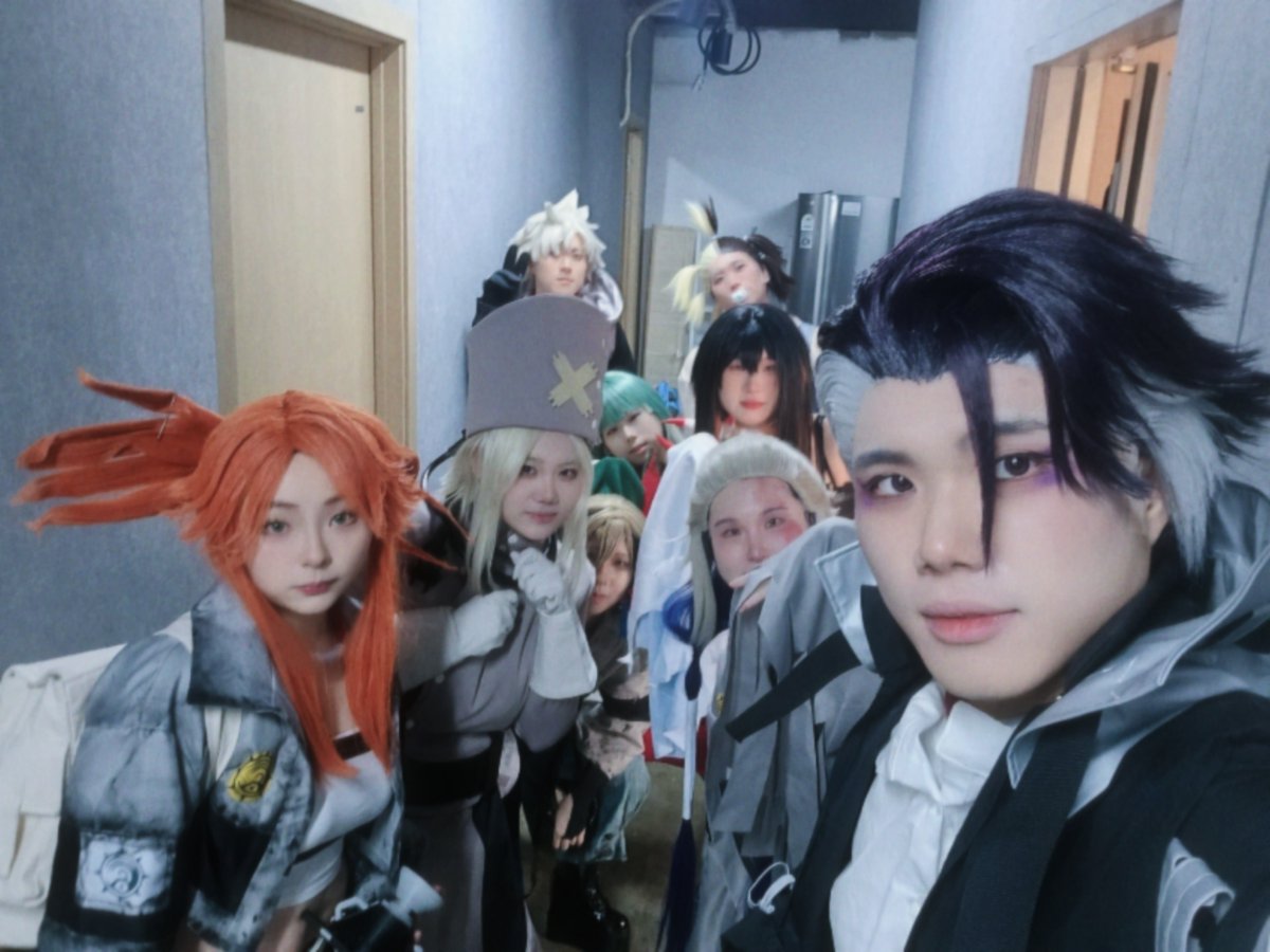 Cochealguy's tweet photo. #서코후기
가족이라는 느낌을 많이받게 해줬던 첫 팀코...
그 어떤 말을 해도 잊지 못 할 기억을 만들어 주셔서 감사합니다.
@DADADAMADAD @kim_bu_jang @i00_t7unk3 @cherrypotato26 @Mingmoo_Cos @joyosae_2 
@yunguen09 @shrim_0929 @eunonpe 
이게 가족이지 오랫만에 만난 가족 https://t.co/JXQspfndMV