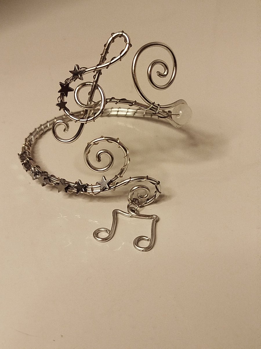 c:3l ꩜ tweet media