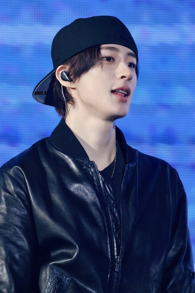 NiNi니니 tweet media