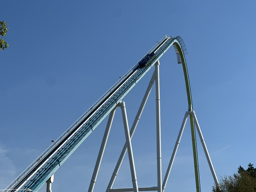 Carowinds tweet media