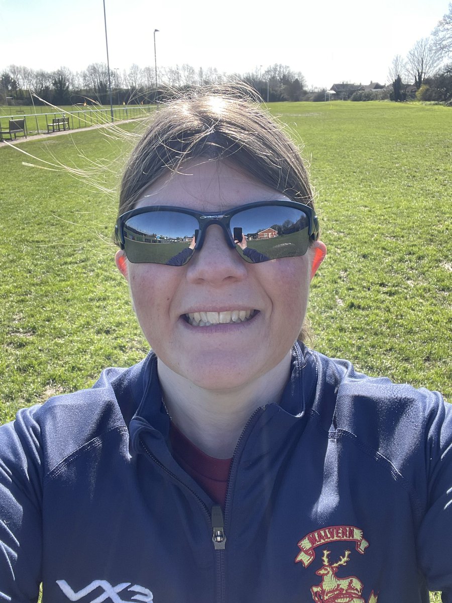 fosher86's tweet photo. Glorious morning coaching rugby https://t.co/8Rh3O5Yz2h