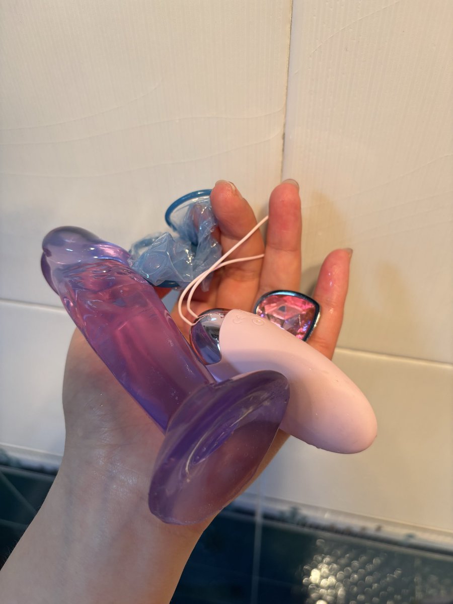everglow59's tweet photo. 🛀plus https://t.co/6aHjICE2iE