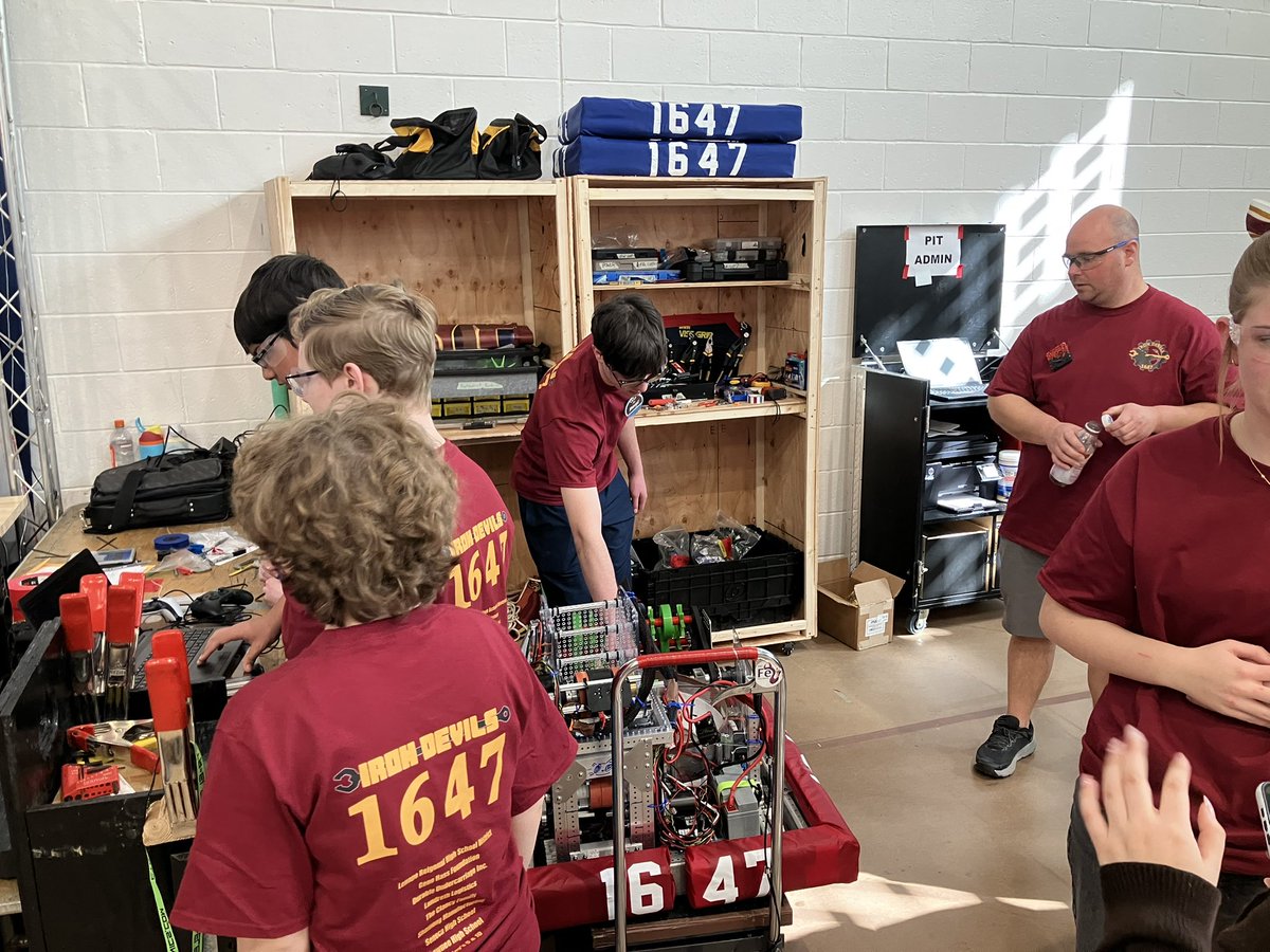 Seneca High School tweet media