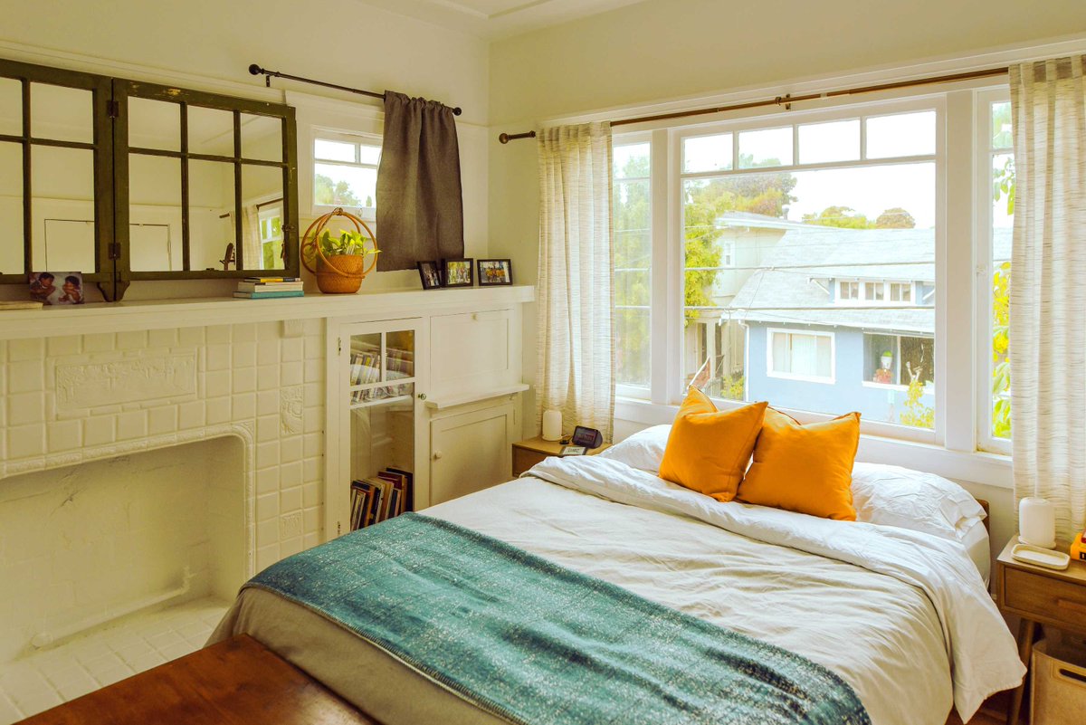 DustinMPeyser's tweet image. This 50-Year-Old Brand Makes Soho House Bedding — I Tried Its Cloud-Like Down Comforter dlvr.it/TRV3K3 👉 Reveal Your ROI bit.ly/MyHomeAI 👈 #Bedding #HomeDecor #SohoHouse #Comforter #DownComforter