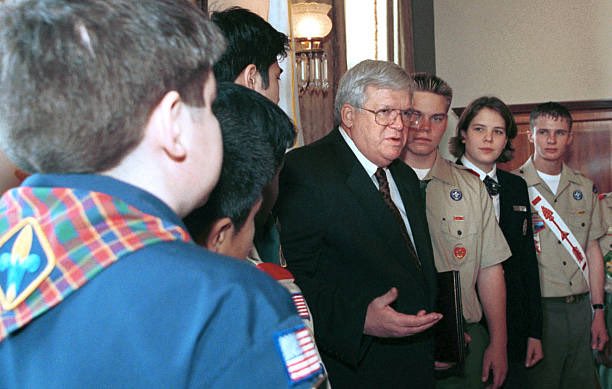 2001 Live tweet media