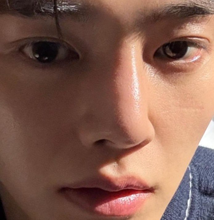 송리버 tweet media