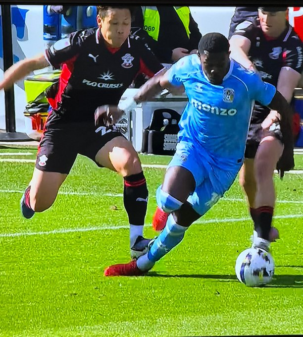 Second Tier podcast tweet media