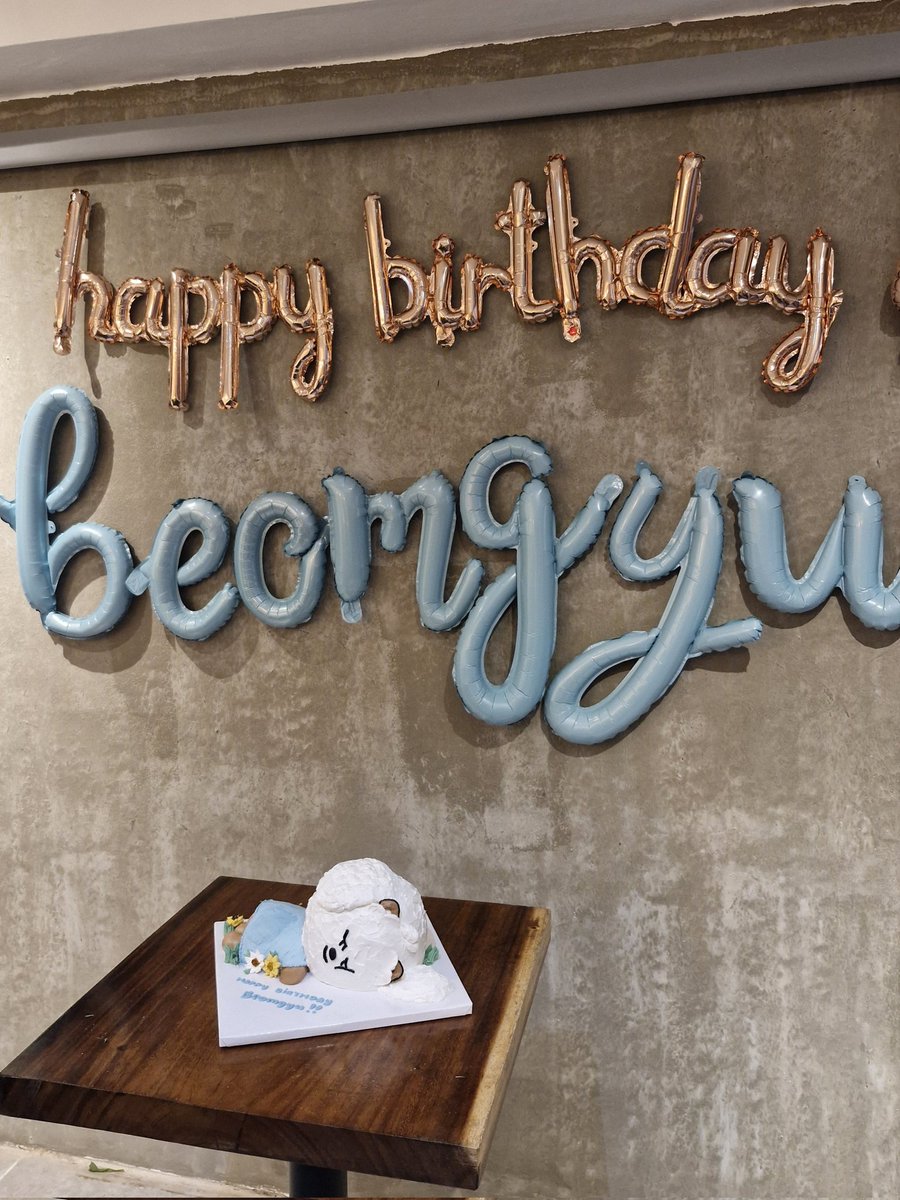 chea 𖣂 tweet media