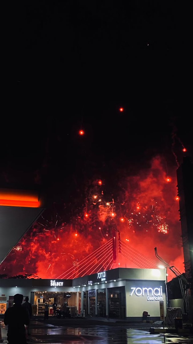 𝖗𝖊𝖛𝖊𝖑4𝖍𝖊𝖆𝖗𝖙𝖑𝖊𝖘𝖘 tweet media