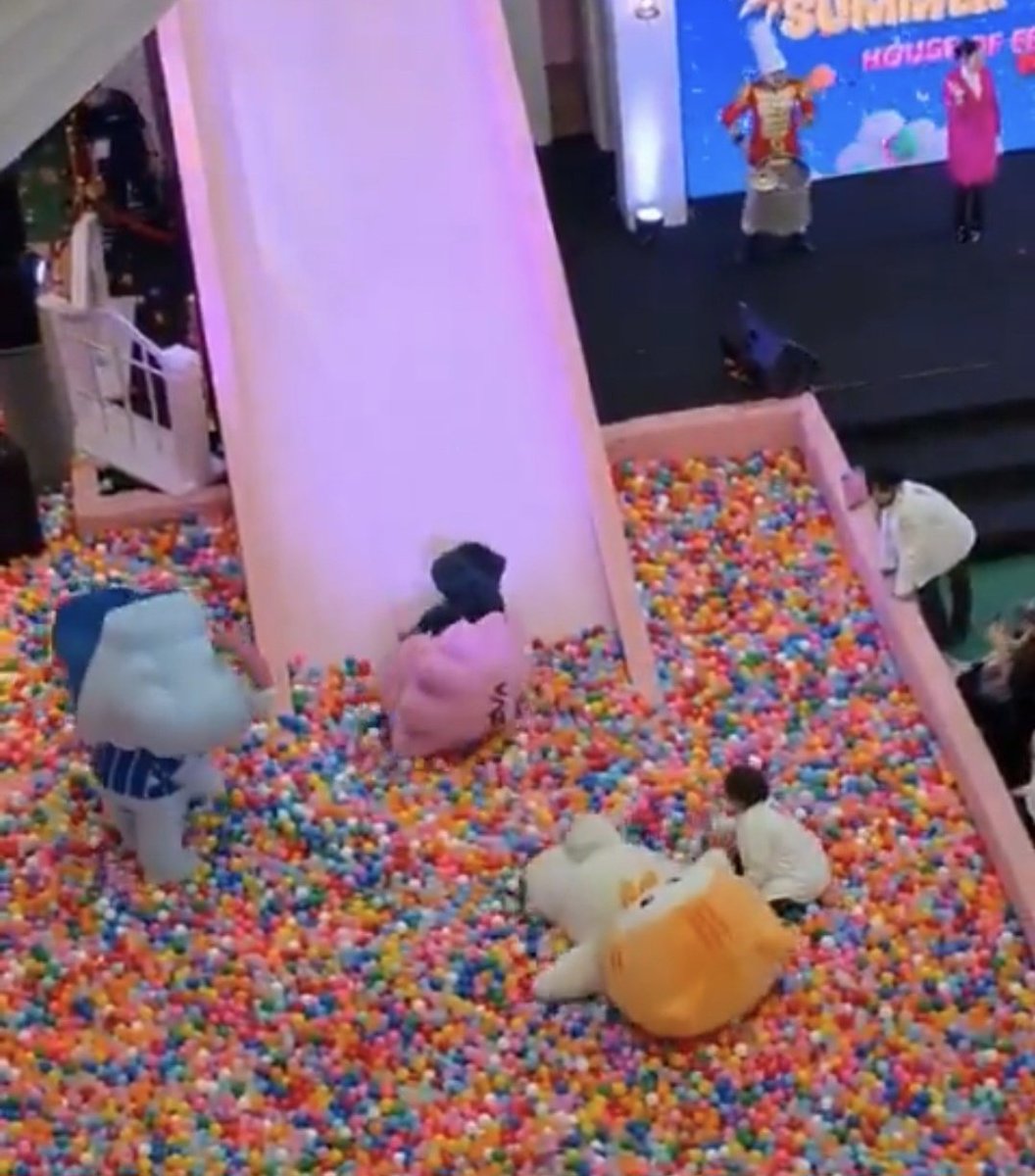 ทำไมผู้ปกครองสมัยนี้ชอบพาลูกไปทิ้งไว้ที่ฮาร์เบอร์แลนด์หรอคะ?