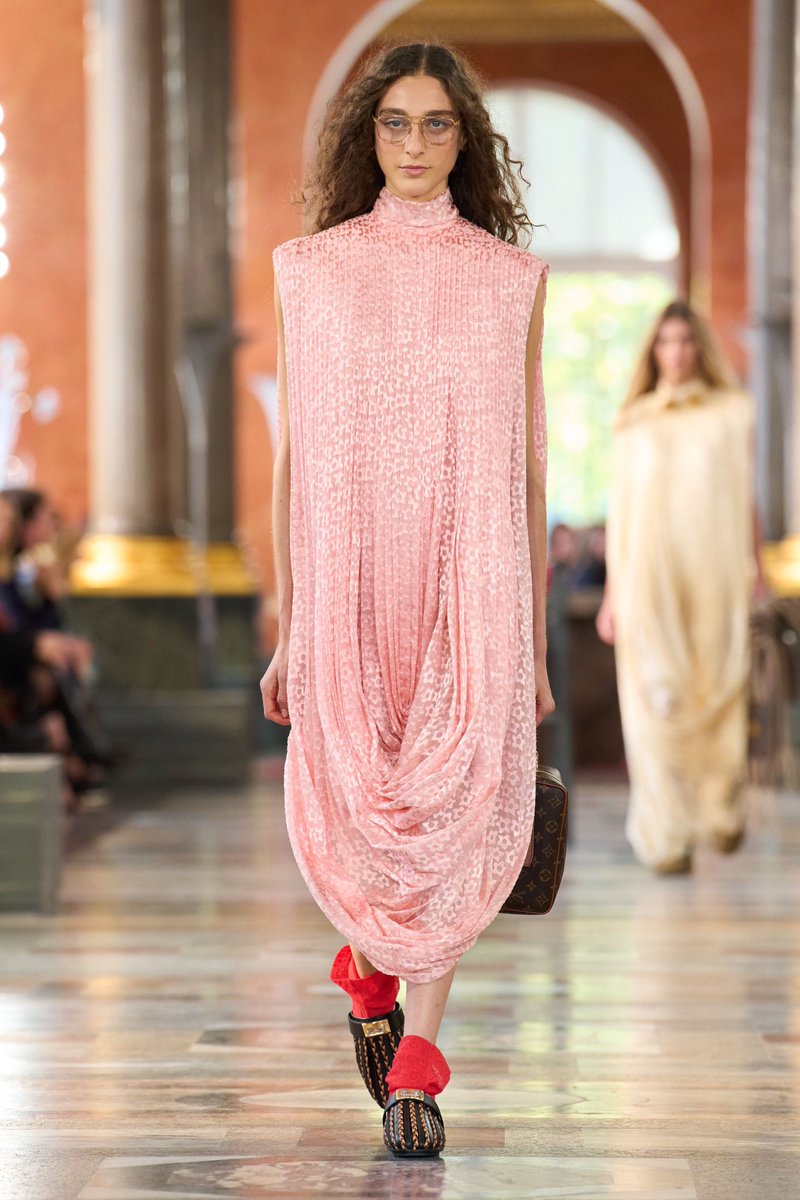 art8amby tweet media