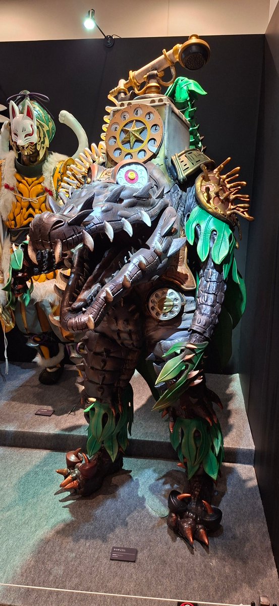 romainrevert's tweet image. Screen used Yatsudenwani costume from Abaranger. Super Sentai Expo Nagoya 2025.

#reference #3D #cosplay #tokusatsu #supersentai