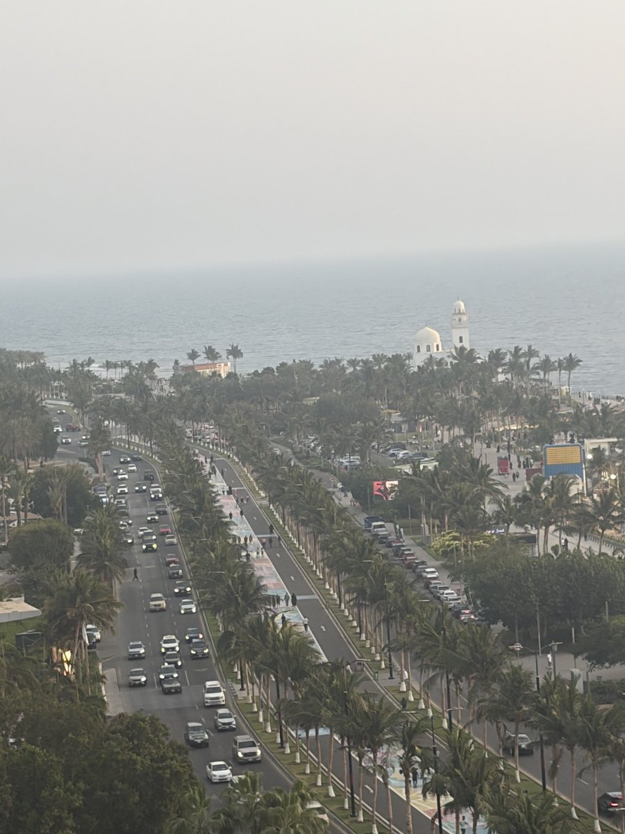 مُذكرات أربعيني tweet media