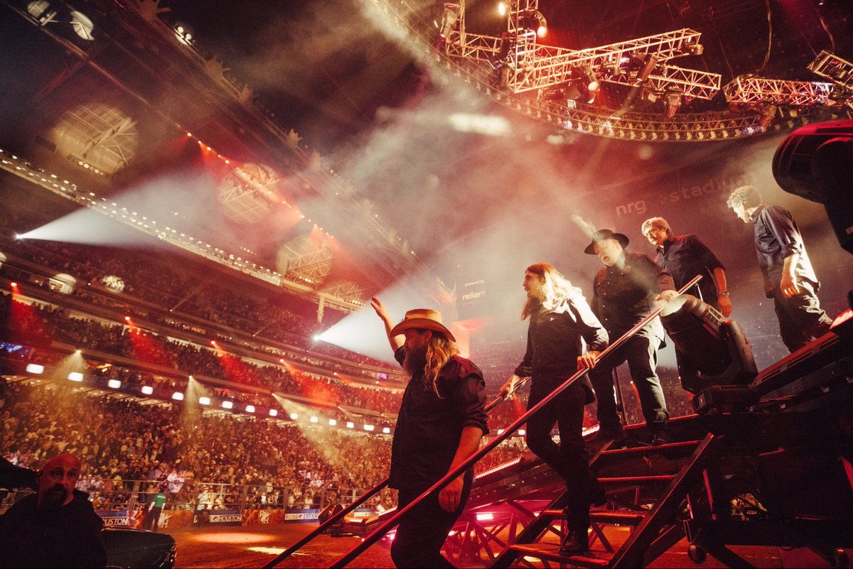 Chris Stapleton tweet media