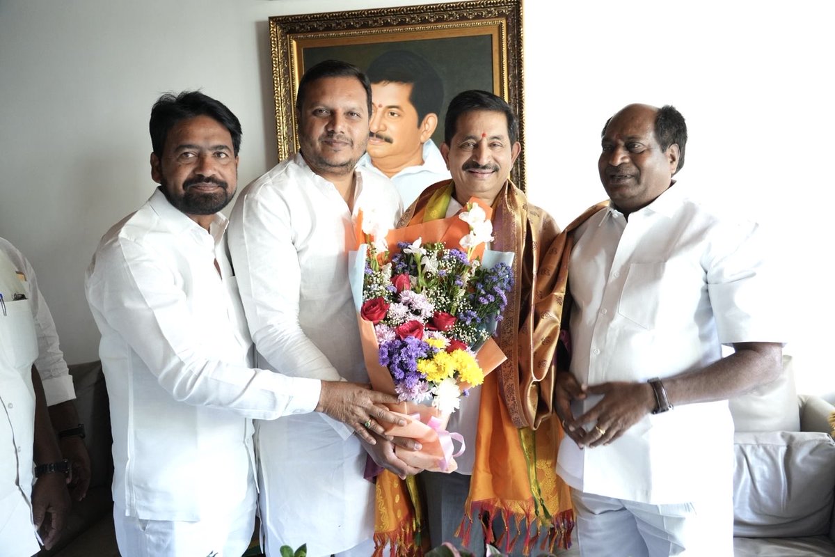 Heartiest congratulations to Shri <a href="/Vemnarenderredy/">Vem Narender Reddy</a> garu on being elected as Rajya Sabha Member from Telangana. His rich experience and leadership will surely benefit the state and strongly represent the voice of Telangana in Parliament.