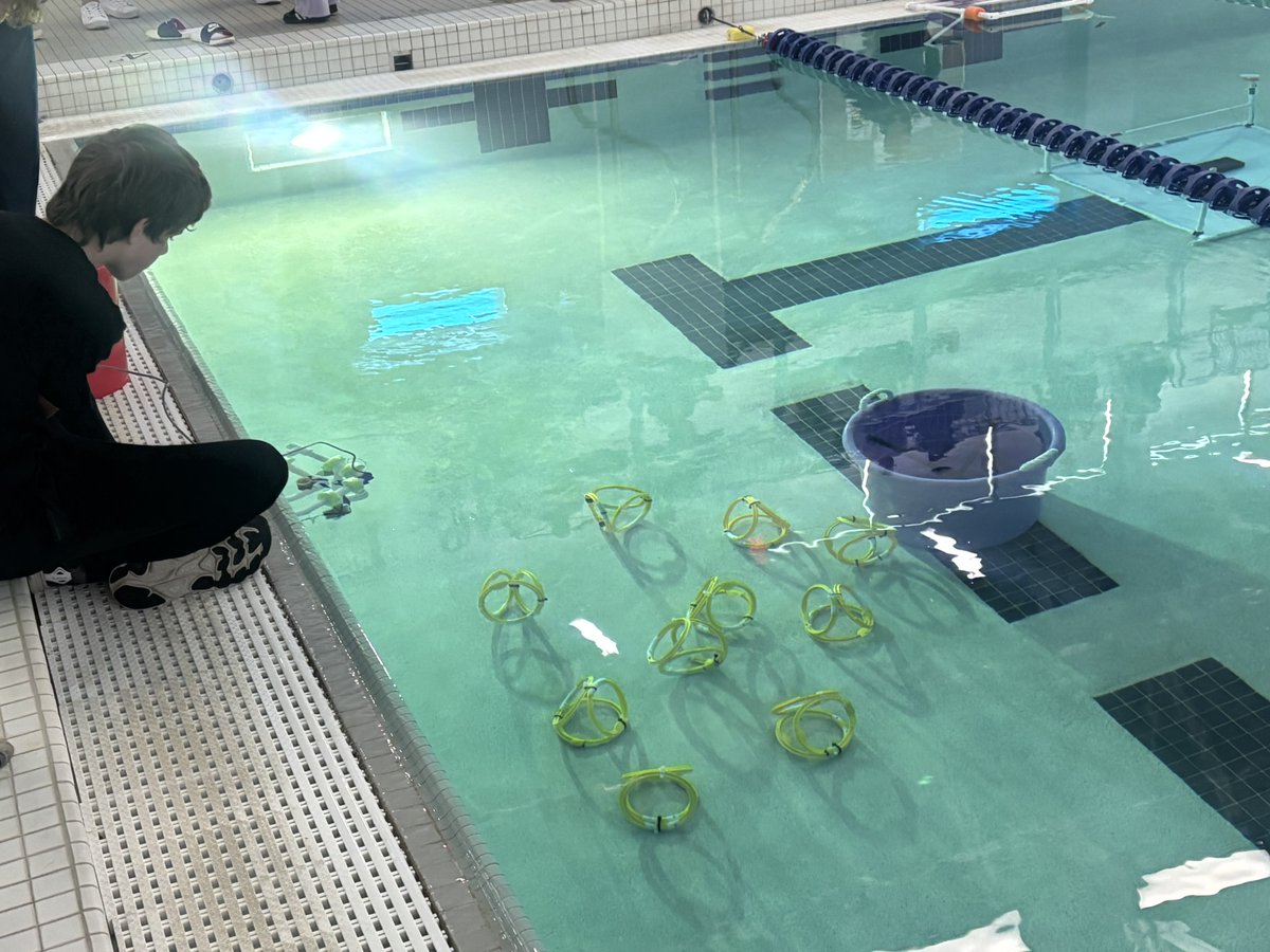 PWCS Aquatics Center tweet media