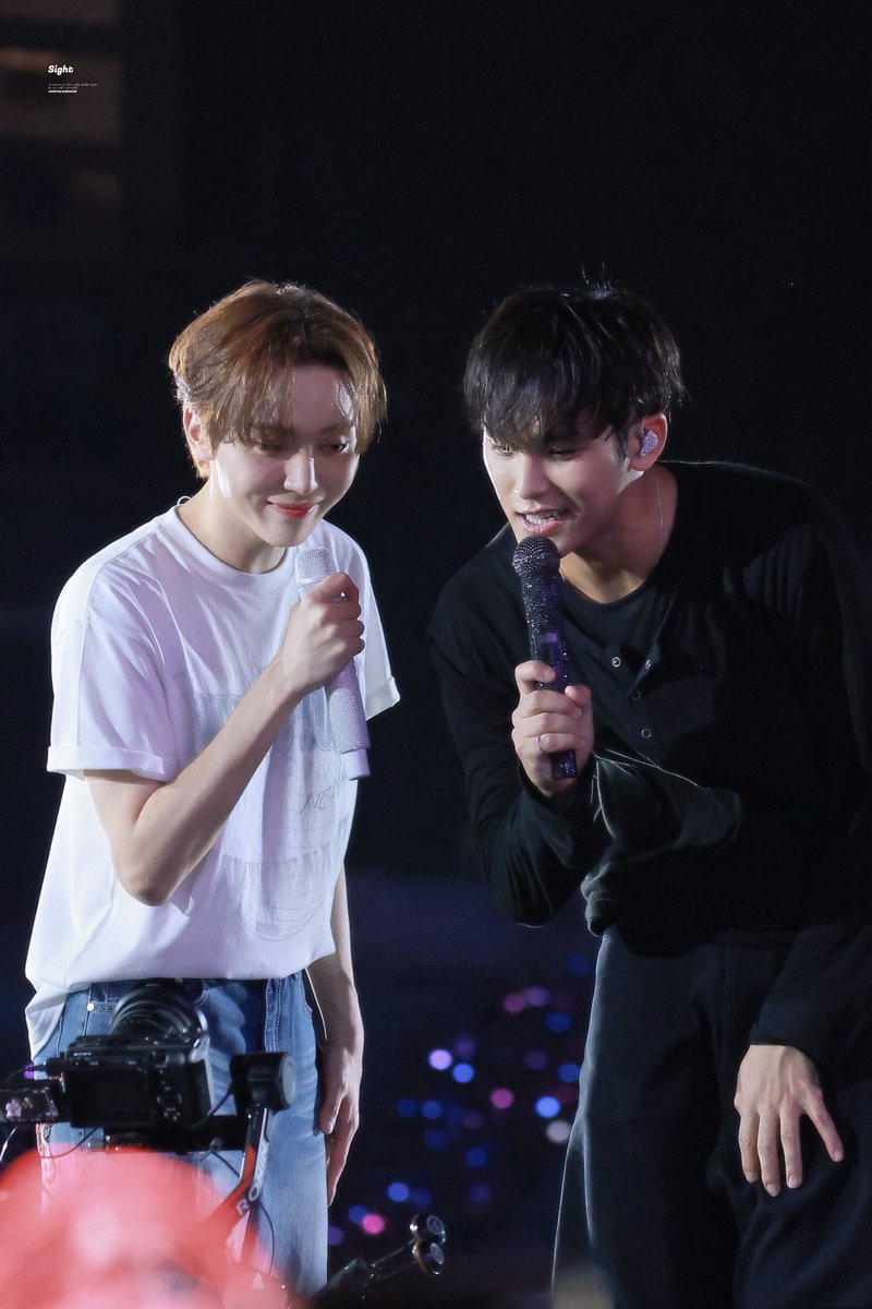 𝑠𝑖𝑔ℎ𝑡 tweet media