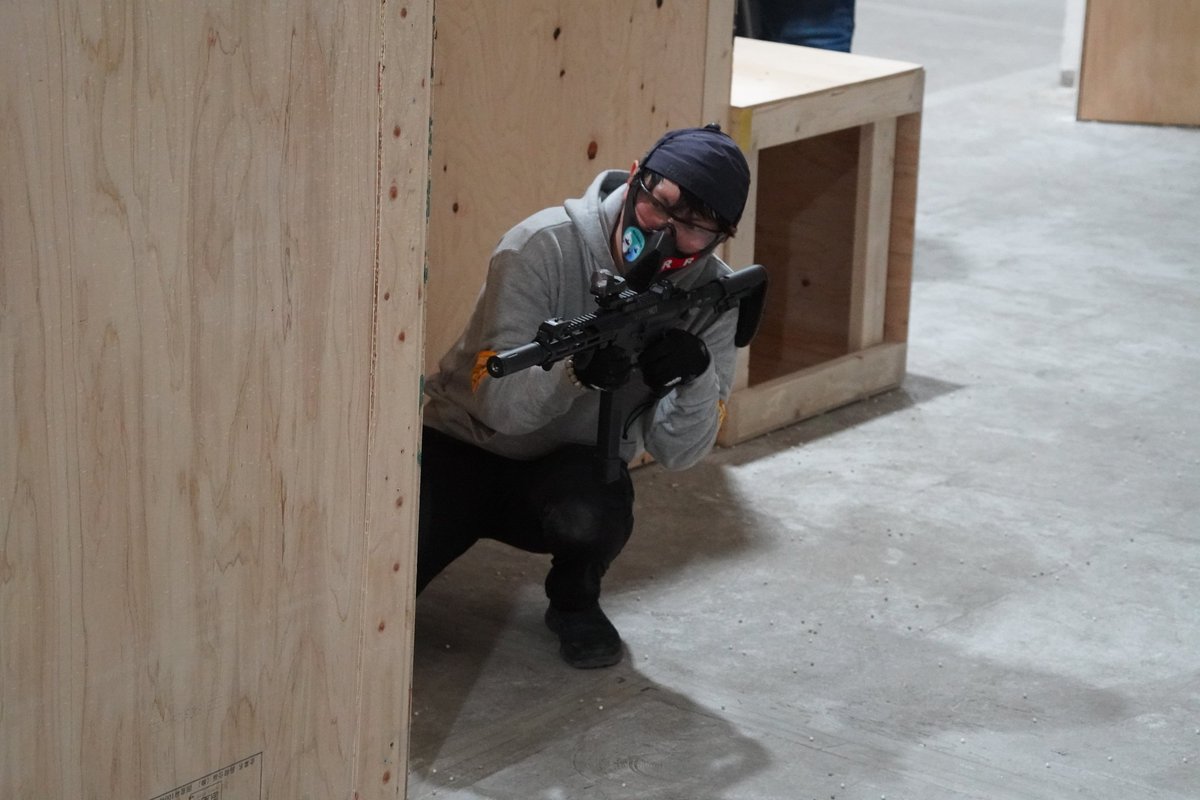 WataMessiah's tweet image. からのブラフォ本厚木2部

今日のバラエティ枠のみなさま
ゴイゴイスーして賑やかして帰りました、お騒がせしましたw
ちょっとだけサバゲーみたいなこともしました！

#BLKFOX本厚木
#サバゲー
#SUPERHOT