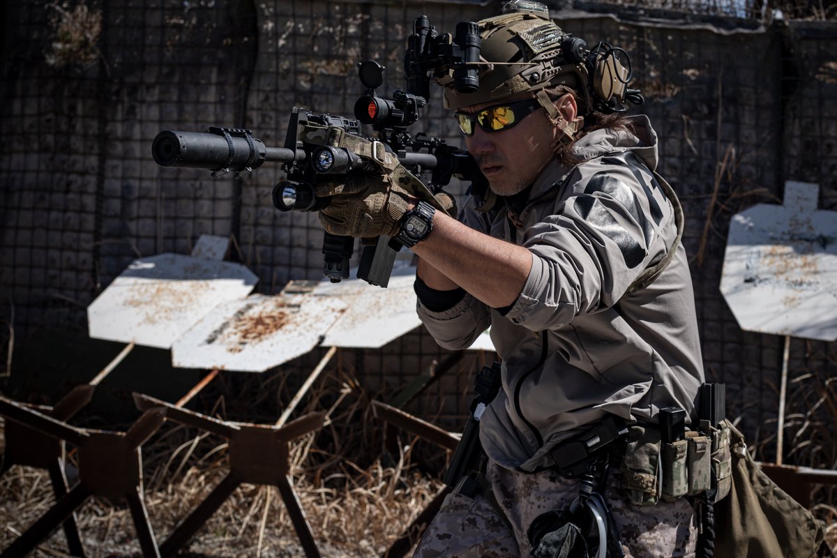 P.O. 「 Fake Military Pictures」🇯🇵 tweet media