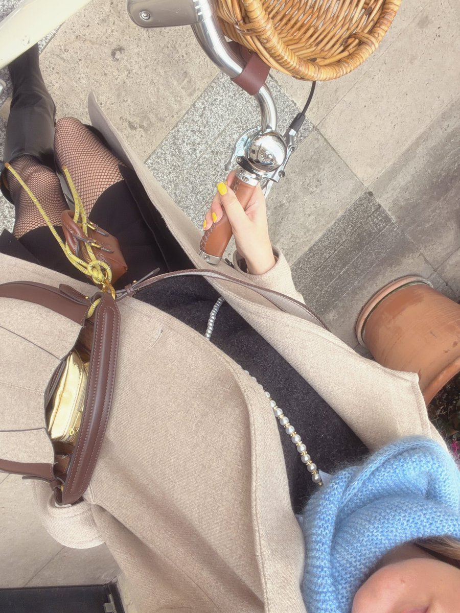 Diluvienne tweet media