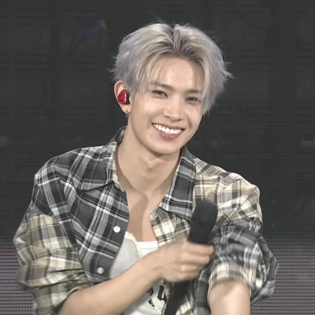 só olhou = ama o fofão 
comentou com as tags, deu rt e like = ama o heeseung 

DO NOT EXPLOIT THE LEGACY OF ENHYPEN
#BEACCOUNTABLE_BELIFT
#ENHYPEN_IS_SEVEN 
#HEESEUNG_STAYS