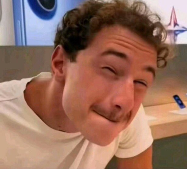 Sheikh McGregor tweet media