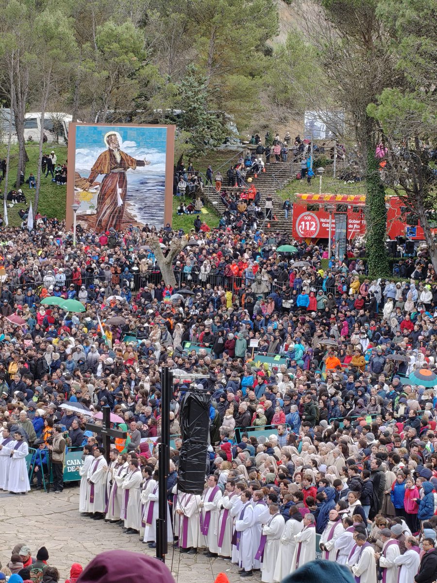 Iglesia Navarra tweet media