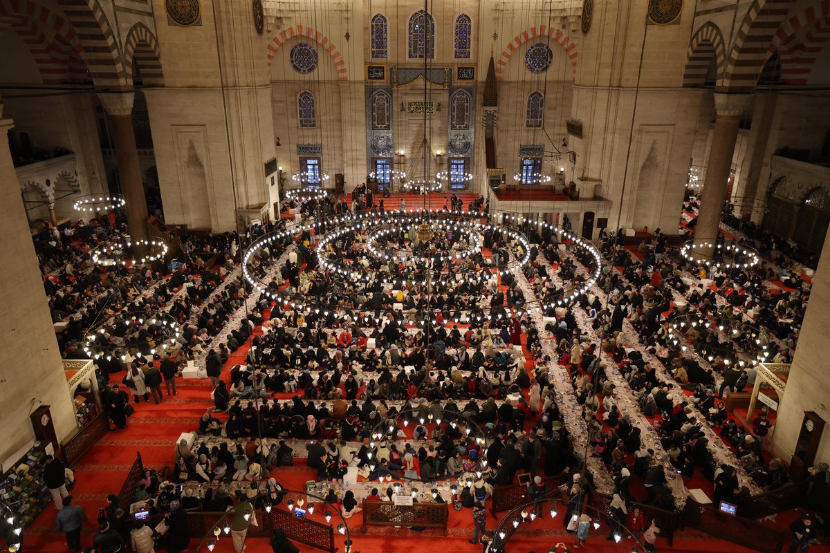 Büşra Dede tweet media