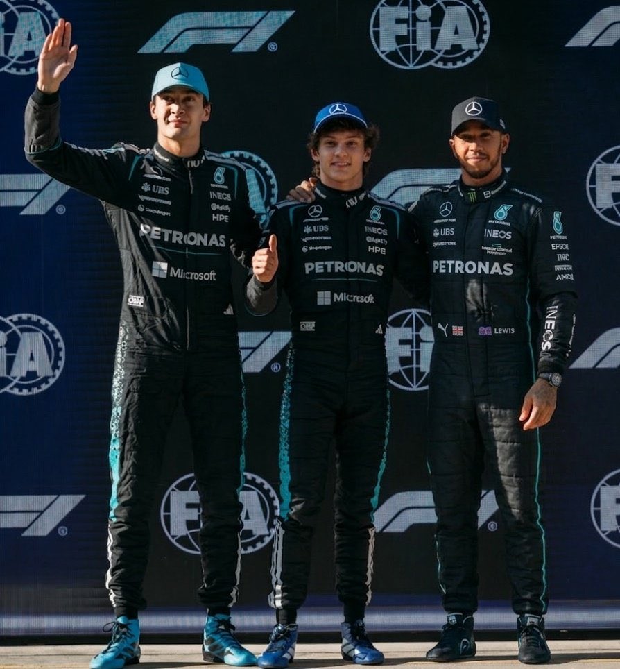 Alex Escalera tweet media