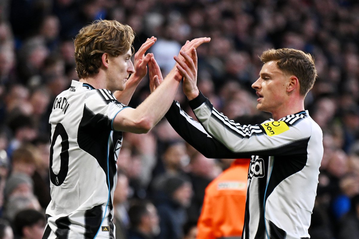 Premier League tweet media