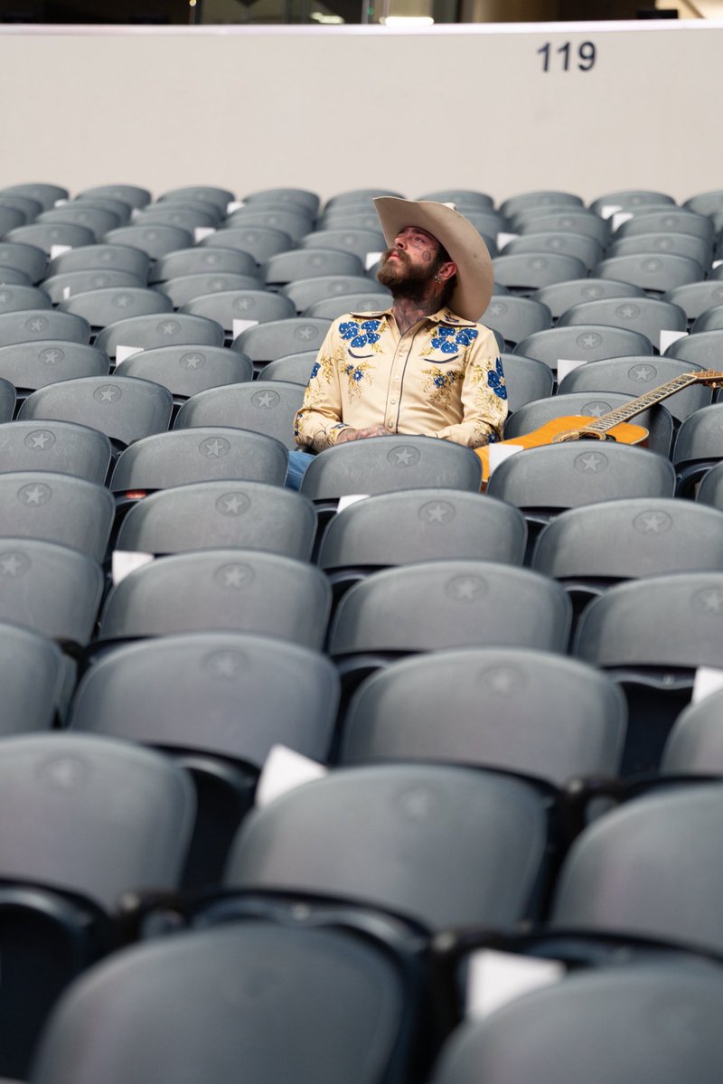 Post Malone tweet media