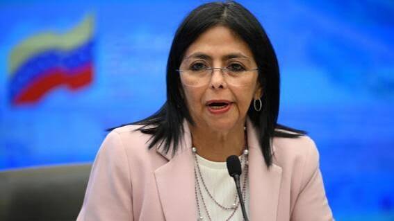 eleccionescolom's tweet photo. #VENEZUELA 
¿Usted tiene una imagen favorable o desfavorable  de Delcy Rodriguez?

🔁 Favorable 
❤️ Desfavorable https://t.co/V3xsHT6v4V