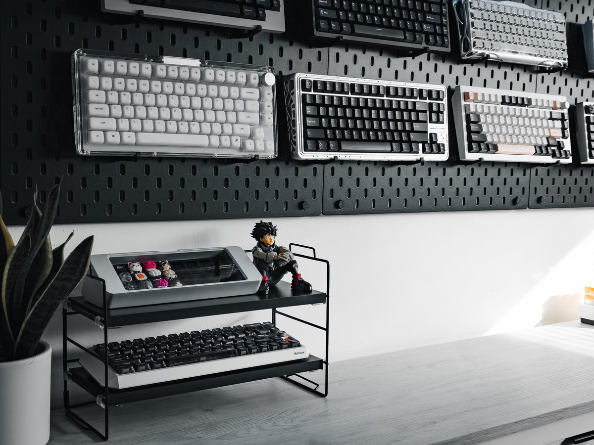 giusetup's tweet image. Saturday desk setup ✨ 
.
#desksetup
#setup