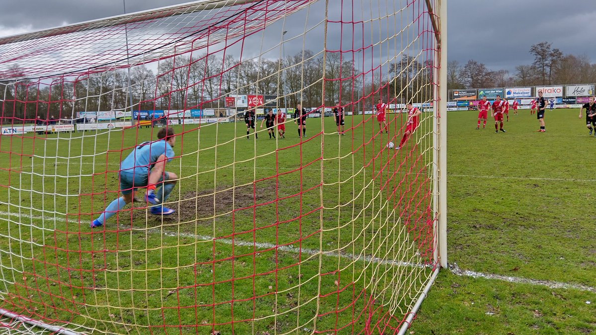 V.V. Opende tweet media