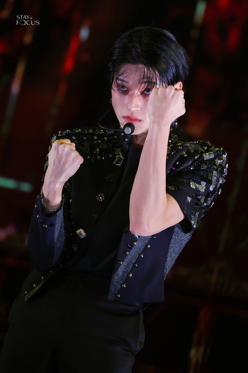 STAY IN FOCUS tweet media