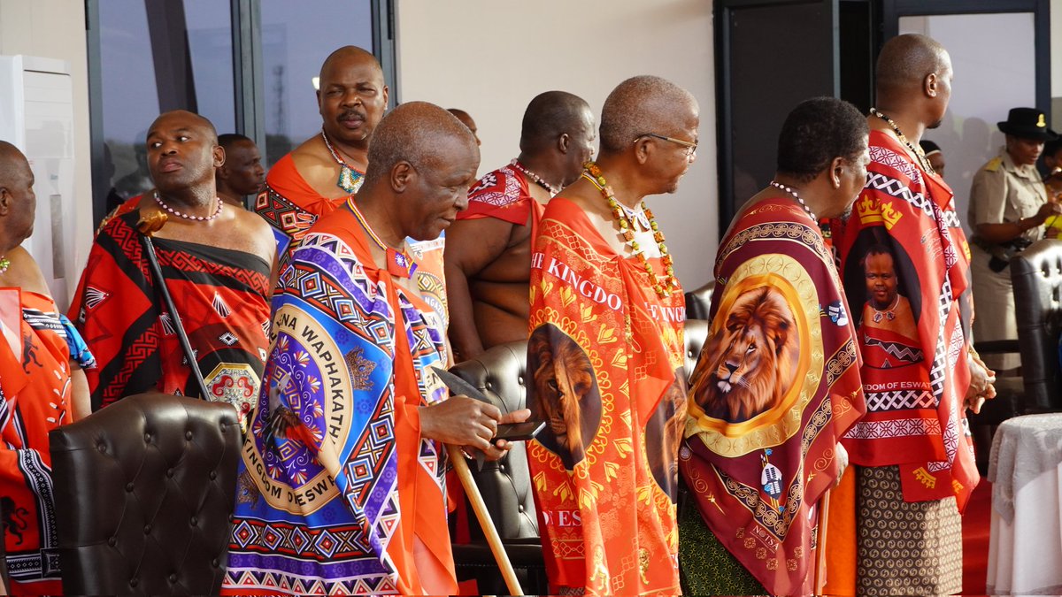EBISRADIO's tweet photo. Their Majesties His Majesty King Mswati III, Her Majesty Indlovukazi and Emazinyane have arrived at the Hlane Royal Residence Arena for the commencement of the 2026 #Buganu ceremony. https://t.co/U9VMsmiE7L