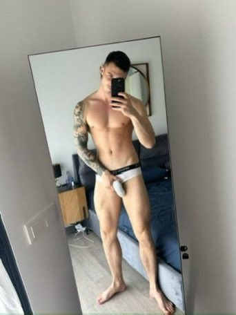 step bro noah tweet media