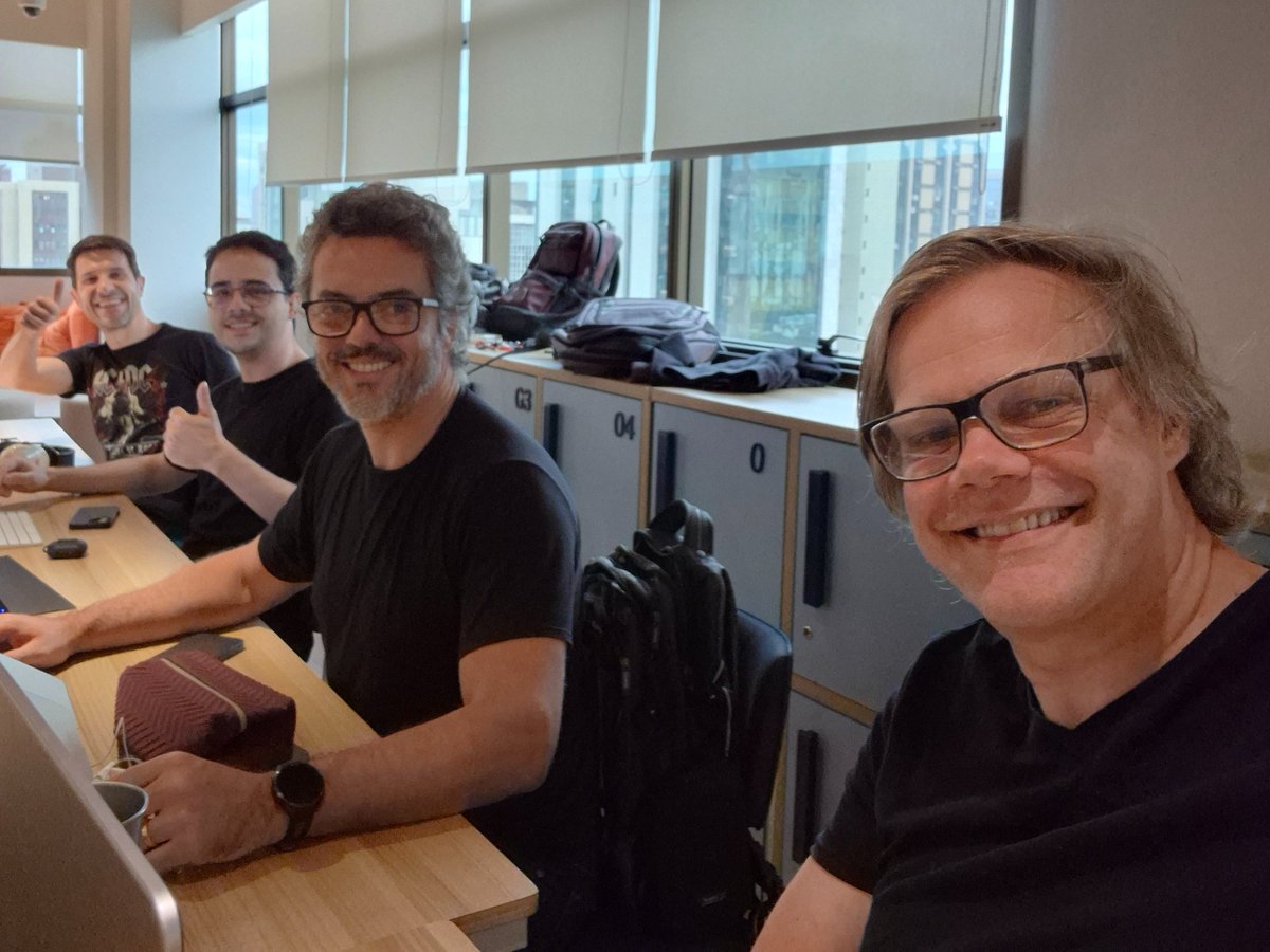 Jacob van den Berg tweet media