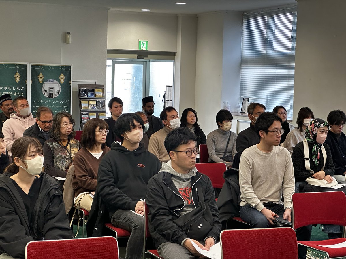 amjJapan's tweet image. Today we hosted a beautiful #Iftar Dinner at The Japan Mosque with many #Japanese guests.The program included an introduction to Islam and Ramadan, Iftar together,Maghrib prayer,and a tour of the #mosque
A wonderful evening of friendship and understanding
#Ramadan #Islam #Japan