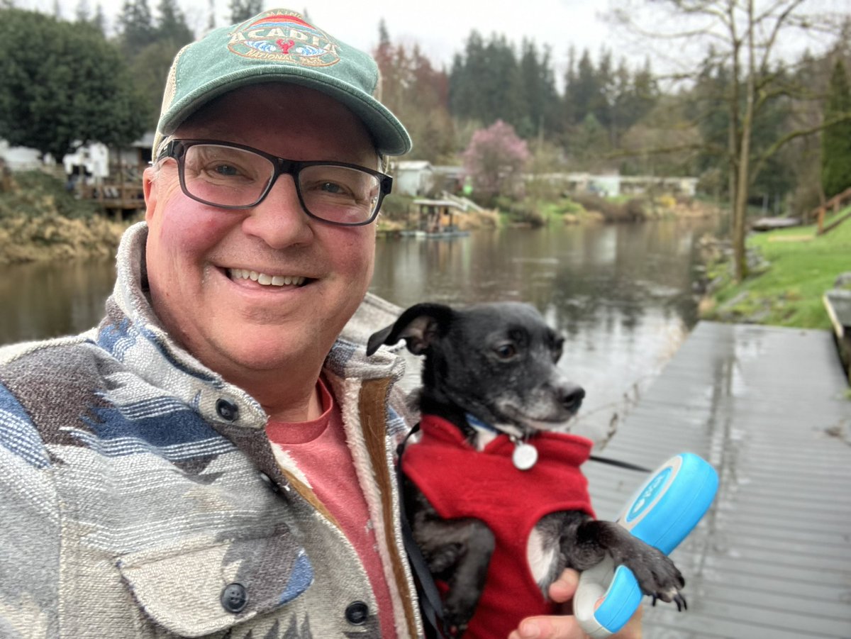 Washington Journey 🚐🐾☔
Rain, rivers, and a road north

open.substack.com/pub/lifeisajou…