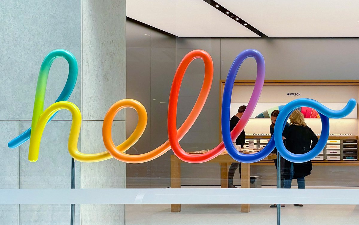 BasicAppleGuy's tweet photo. Apple sculpture game is 💯 https://t.co/nBTYxdtHDJ