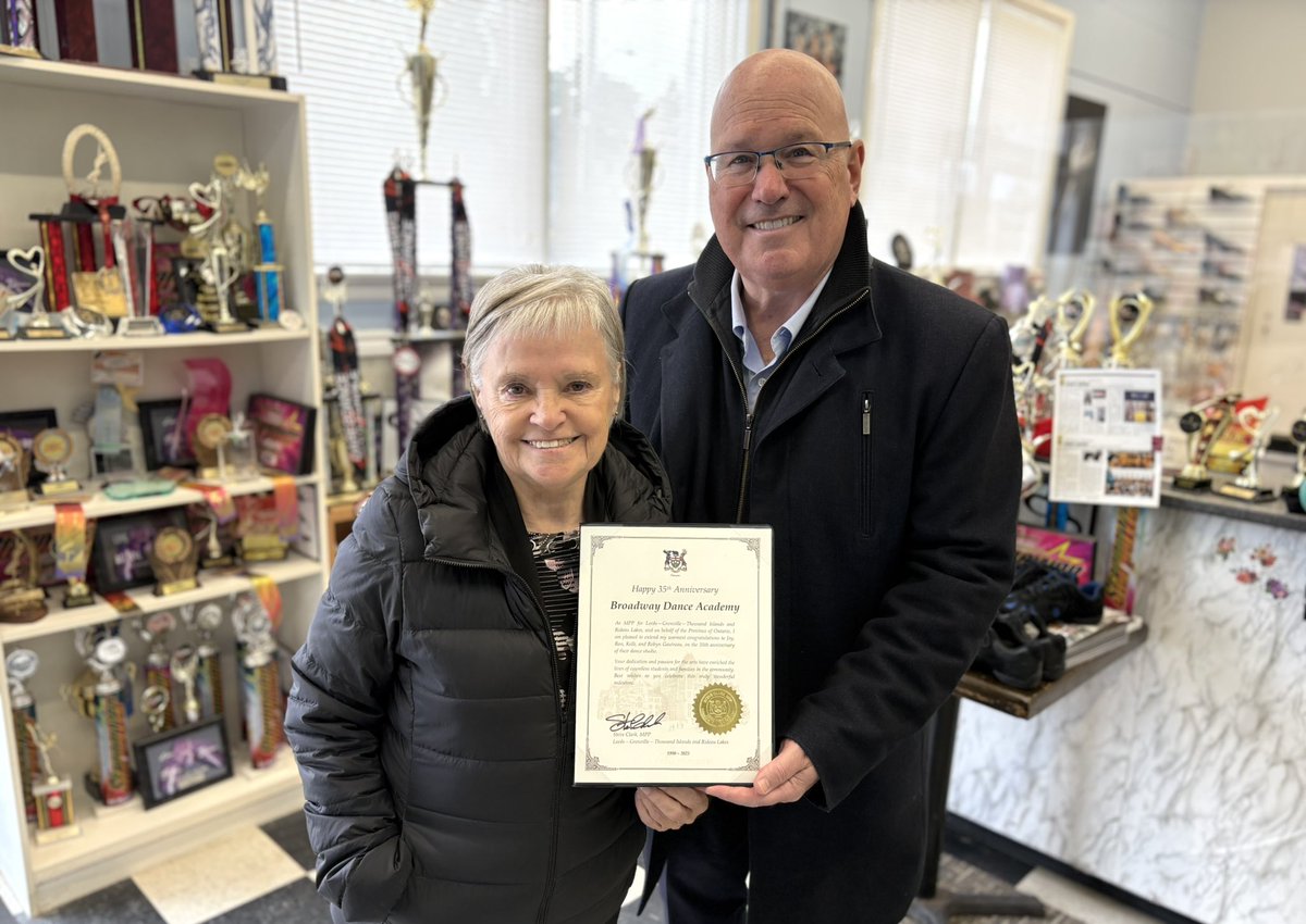 Steve Clark tweet media