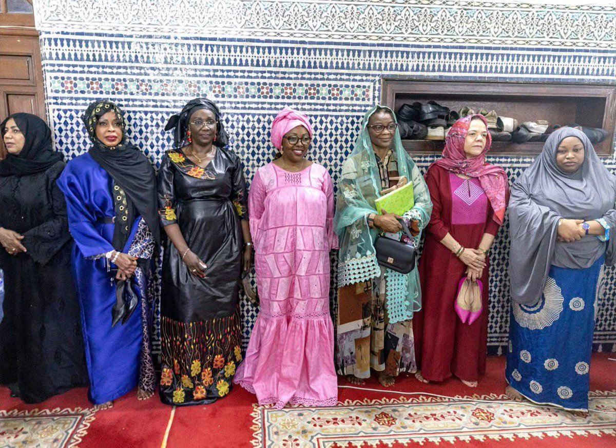 Voici certains ministres de la 5ᵉ République qui se sont convertis à l’islam, visiblement pour soigner leur image et aller chercher des financements. Quelle tristesse…

Pendant ce temps, pour nos rites endogènes et nos traditions, on ne voit jamais une telle mobilisation. Pitié