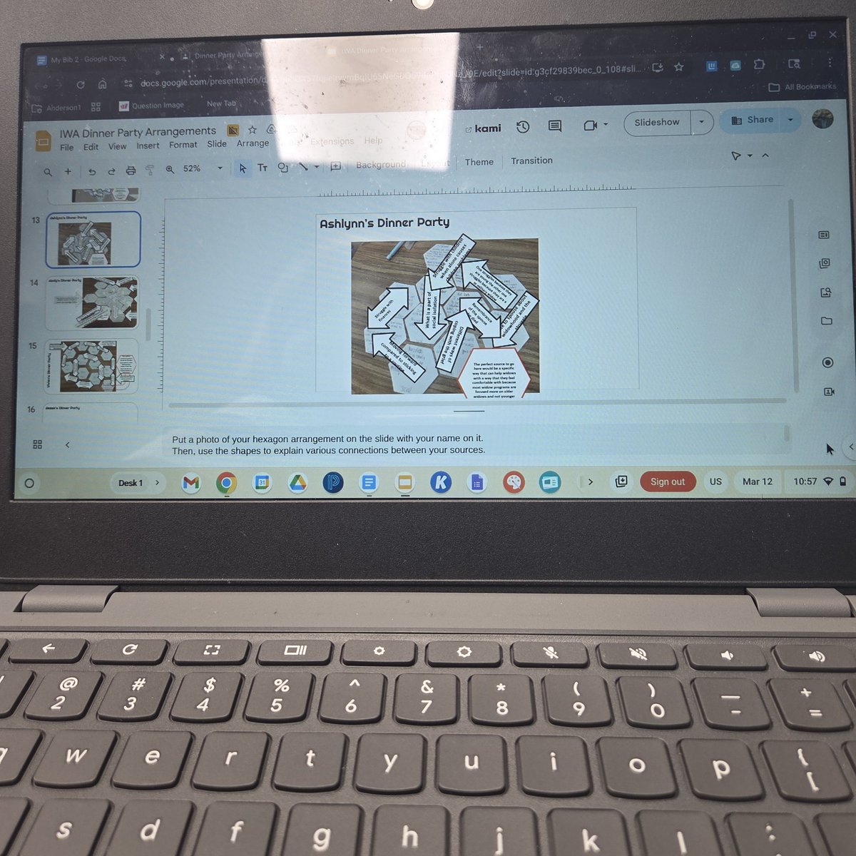 ashlynnstarved's tweet photo. My dinner party should have nothing i hate this stupid class https://t.co/pC9NvMZIqh