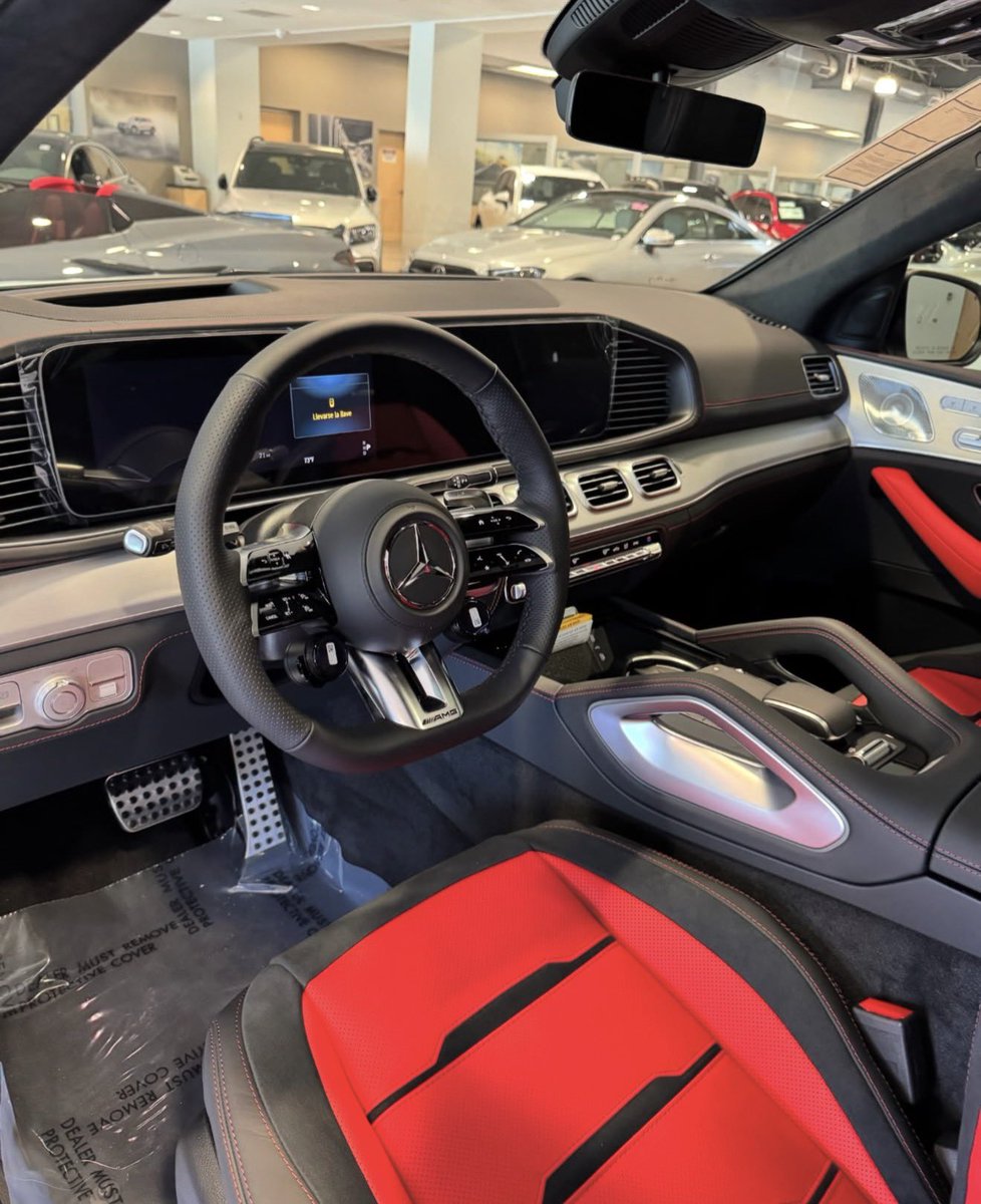 Lauren Auerbach tweet media