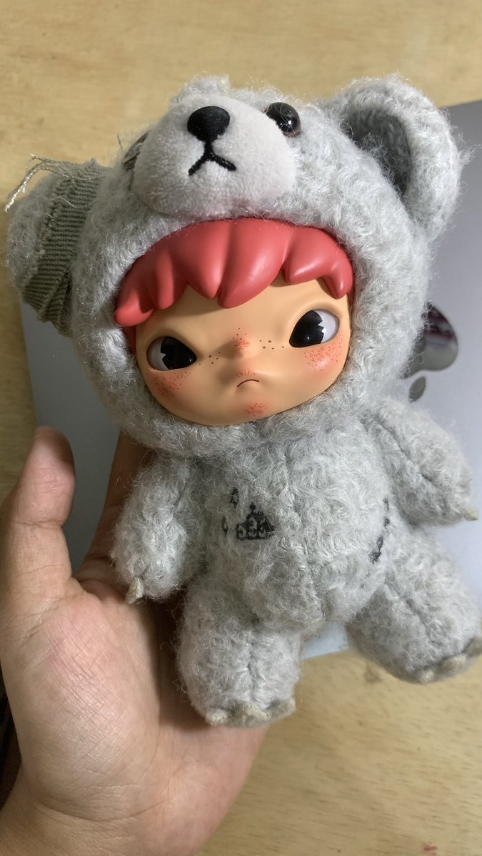 vallsukaapaja @ after dm tweet media